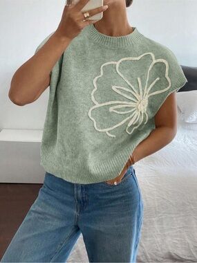 Siren Gaze Crew Neck Sweater